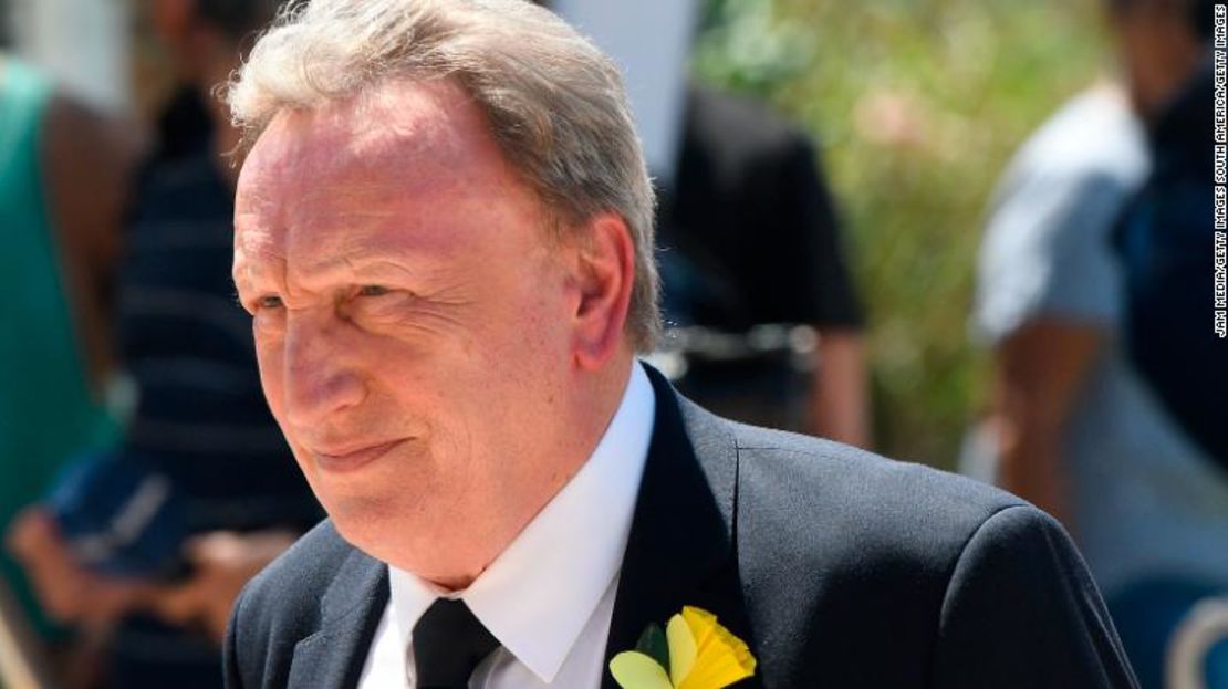 El entrenador del Cardiff, Neil Warnock, estuvo presente en el funeral.