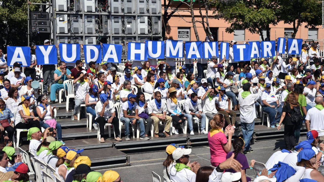 CNNE 616718 - guaido pide a militares que permitan entrada de asistencia