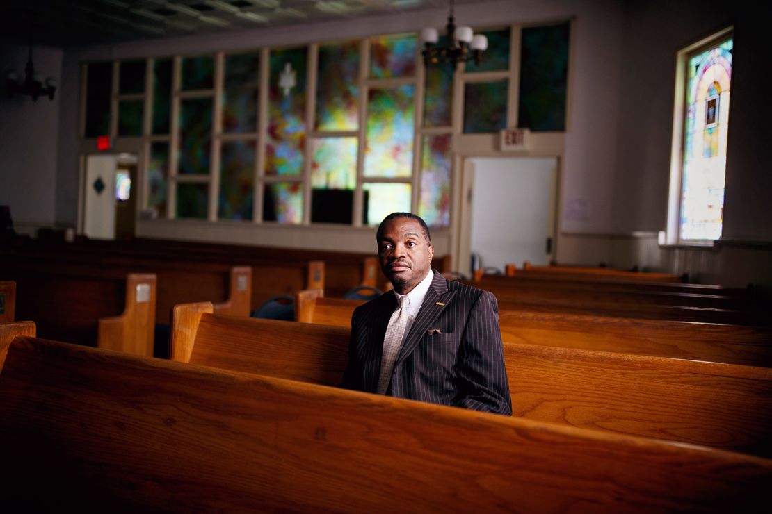 El doctor Marvin Crawford en su iglesia en Georgia en 2017.