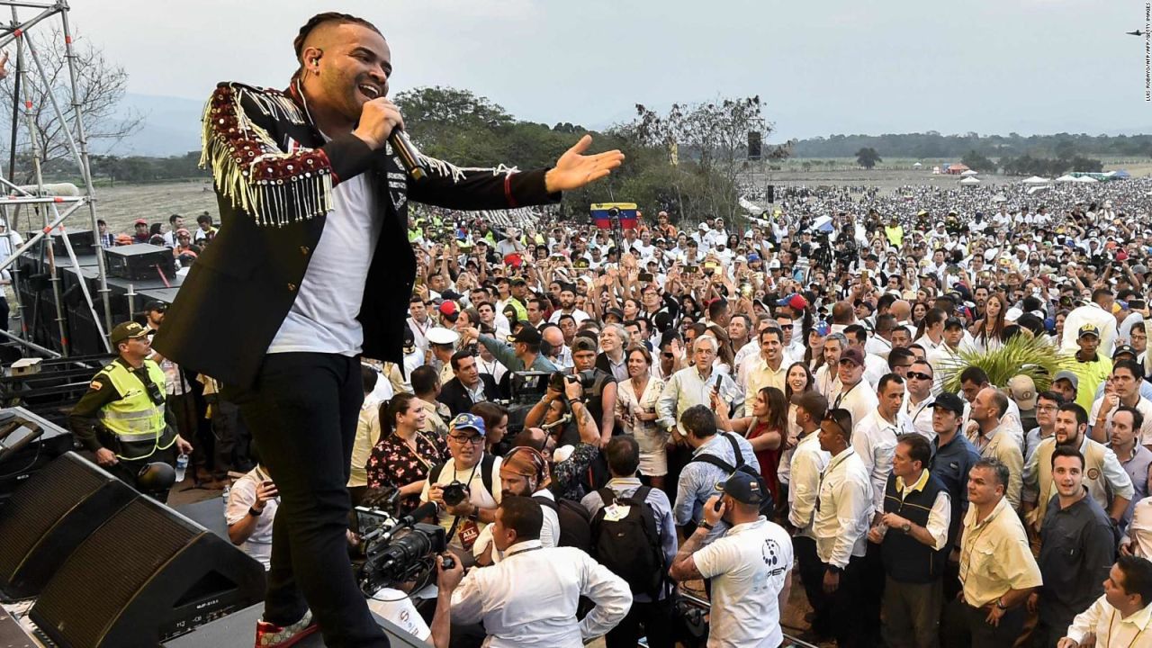 CNNE 618801 - nacho conto que recibio la ciudadania colombiana