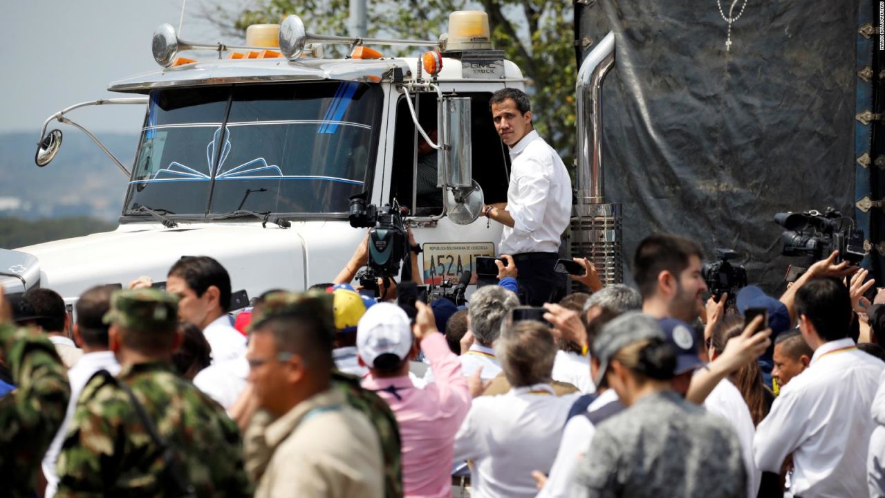 CNNE 619868 - cruz roja en la entrega de la ayuda humanitaria a venezuela