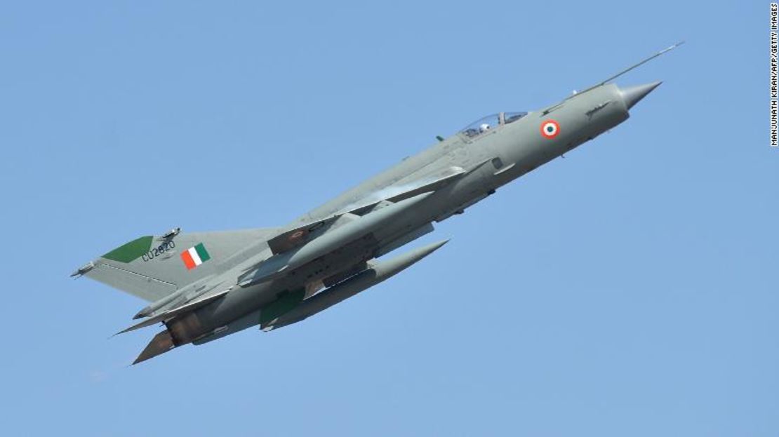 Un MIG-21 de la Fuerza Aérea india durante una exhibición en febrero de 2019.