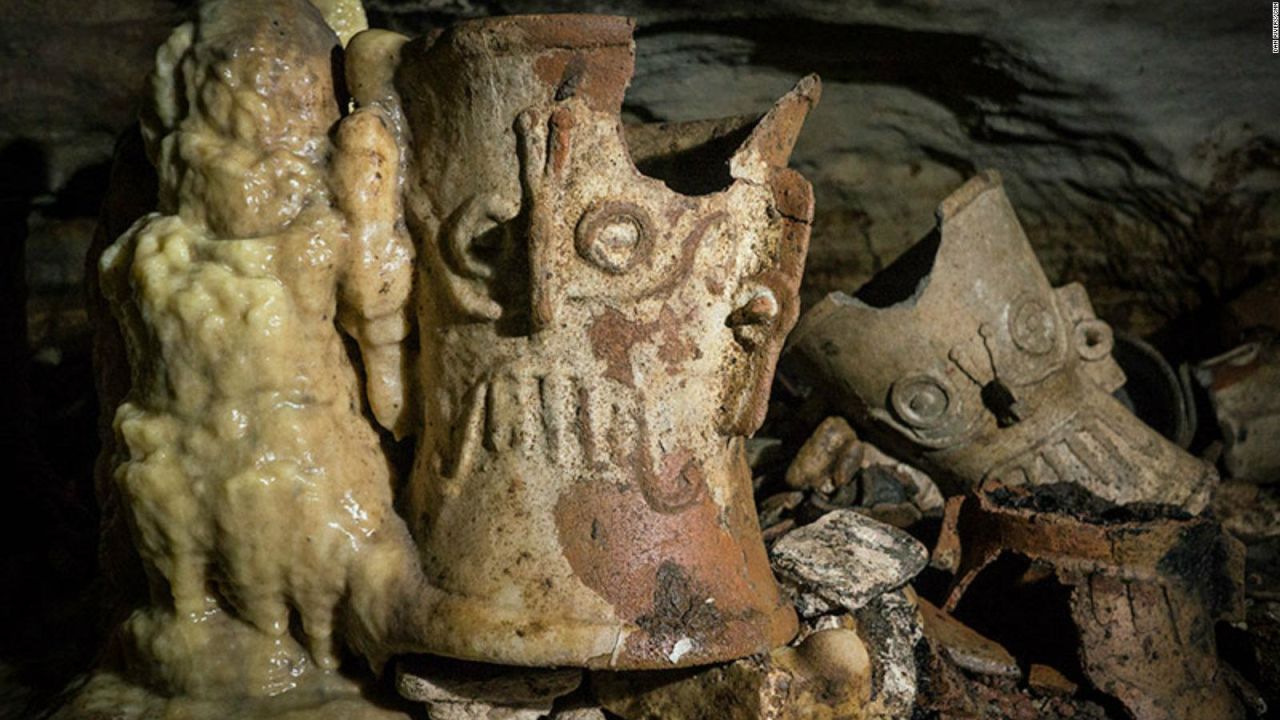 CNNE 622330 - redescubren un santuario subterraneo en chinchen itza