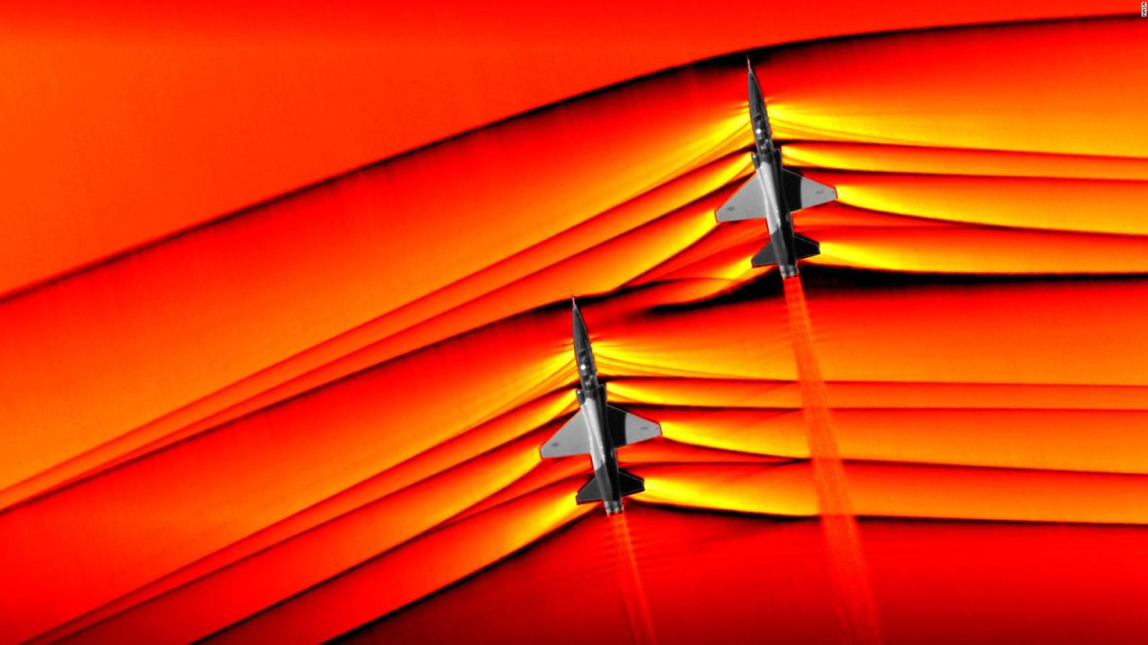 CNNE 623205 - nasa muestra como dos jets interactuan con ondas de choque