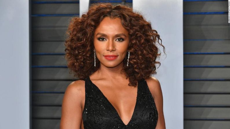 Janet Mock, escritora y activista transgénero — "Tan pronto como tuve la suficiente autoridad en mi vida para crecer, me convertí en quien soy".