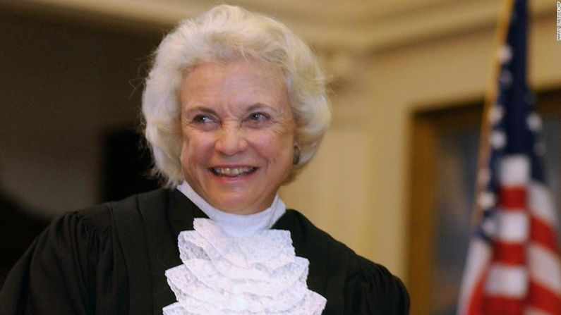 Sandra Day O'Connor, primera mujer en la Corte Suprema de EE.UU. (1981-2006) — "Espero haber inspirado a los jóvenes sobre el compromiso cívico y haber ayudado a allanar el camino para las mujeres que pueden haber enfrentado obstáculos en su carrera".