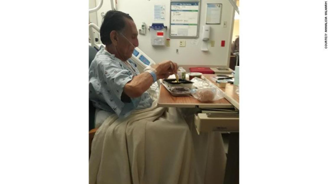 Ernest Quintana, como se veía en el hospital, en una fotografía sin fecha.