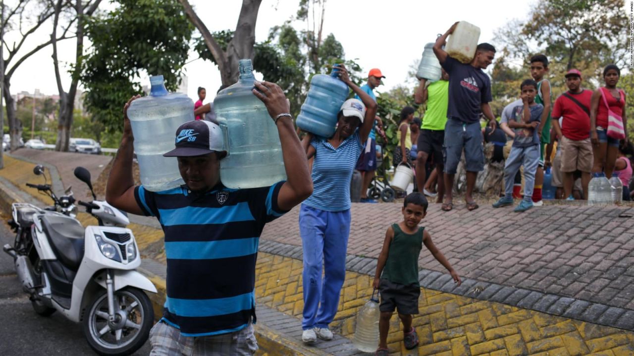 CNNE 624334 - los venezolanos sufren por culpa del apagon