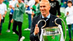 CNNE 624698 - zidane vuelve al banquillo del real madrid