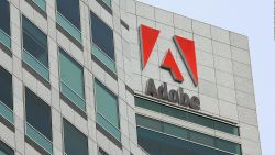 CNNE 626248 - adobe vende mas y reporta mas ganancias en el primer trimestre de 2019