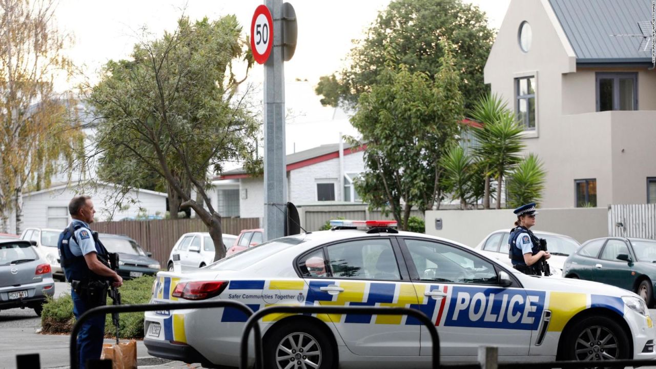 CNNE 626749 - ataque terrorista en nueva zelandia y fraude universitario