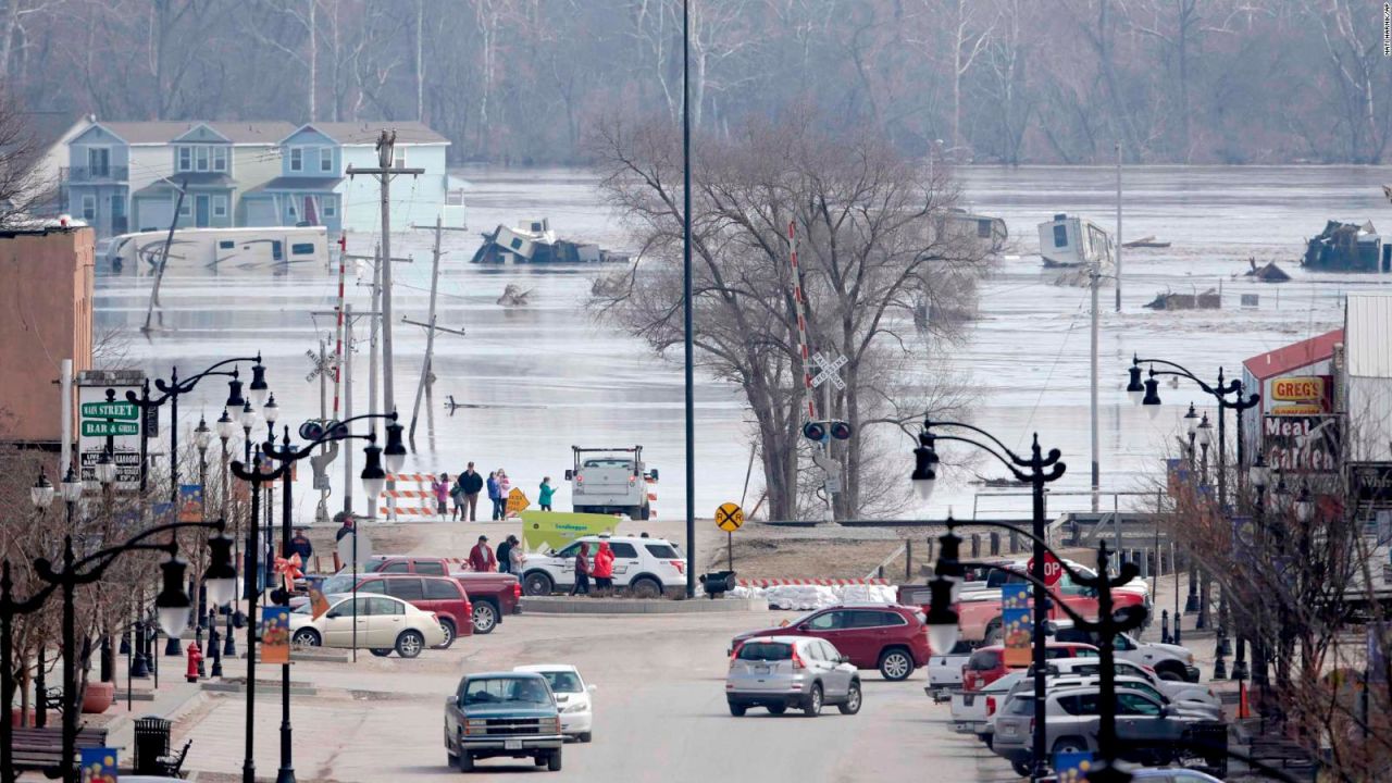 CNNE 627445 - inundaciones y muertes en nebraska tras bomba ciclonica