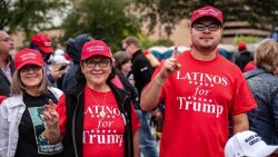 CNNE 628053 - latinos en texas apoyan el muro de trump