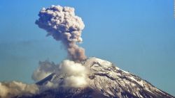 CNNE 628399 - autoridades vigilan las faldas del popocatepetl