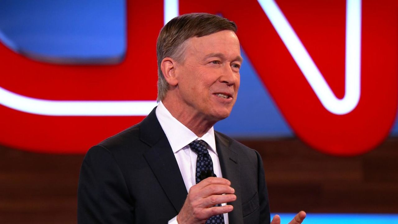 CNNE 628411 - john hickenlooper- "tenemos que trabajar para que las armas no caigan en manos equivocadas"