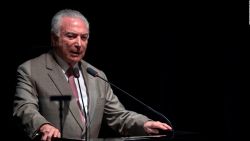 CNNE 628571 - temer es trasladado a un centro de detencion