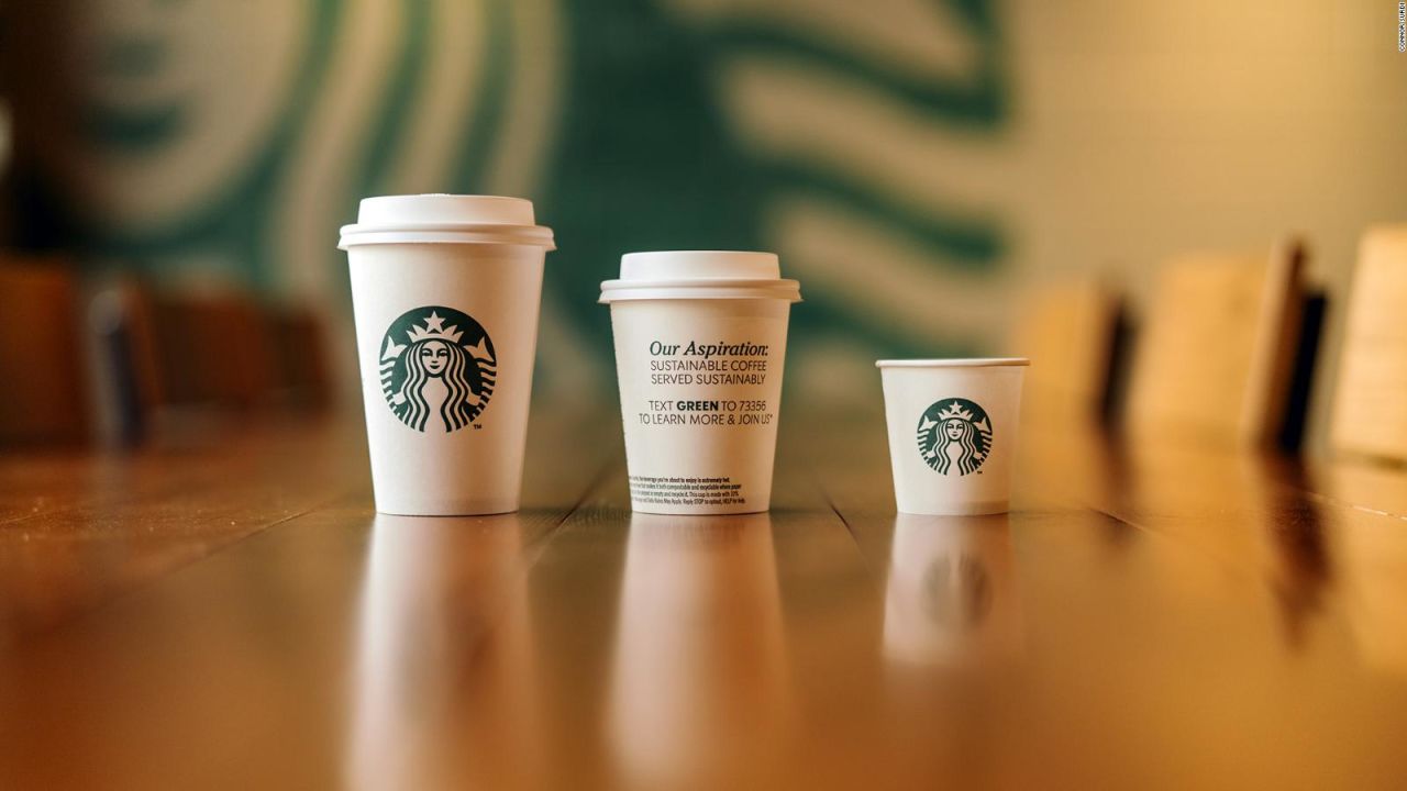 CNNE 628711 - starbucks le apuesta a los vasos sustentables para las bebidas