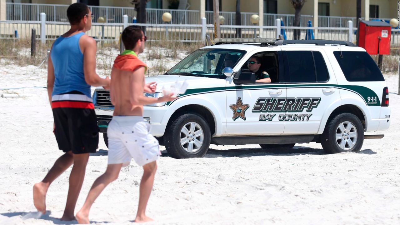 CNNE 628780 - miami beach impone restricciones en"spring break"