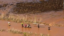 CNNE 630343 - dron muestra la destruccion del ciclon idai en mozambique