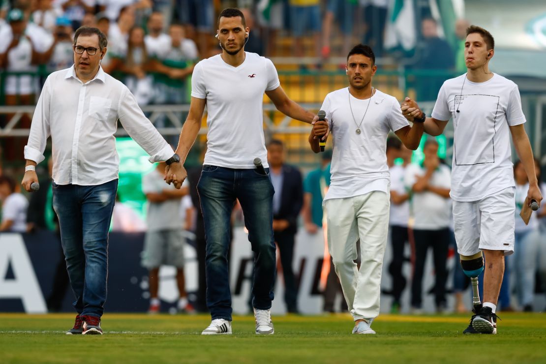 CNNE 630587 - chapecoense v atletico nacional - recopa sul-americana 2017 final