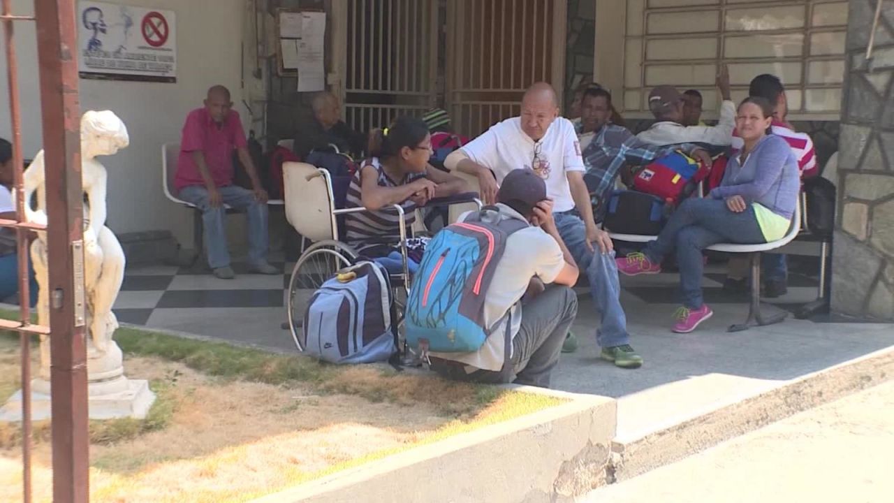 CNNE 630912 - el drama de los hospitales en venezuela sin electricidad