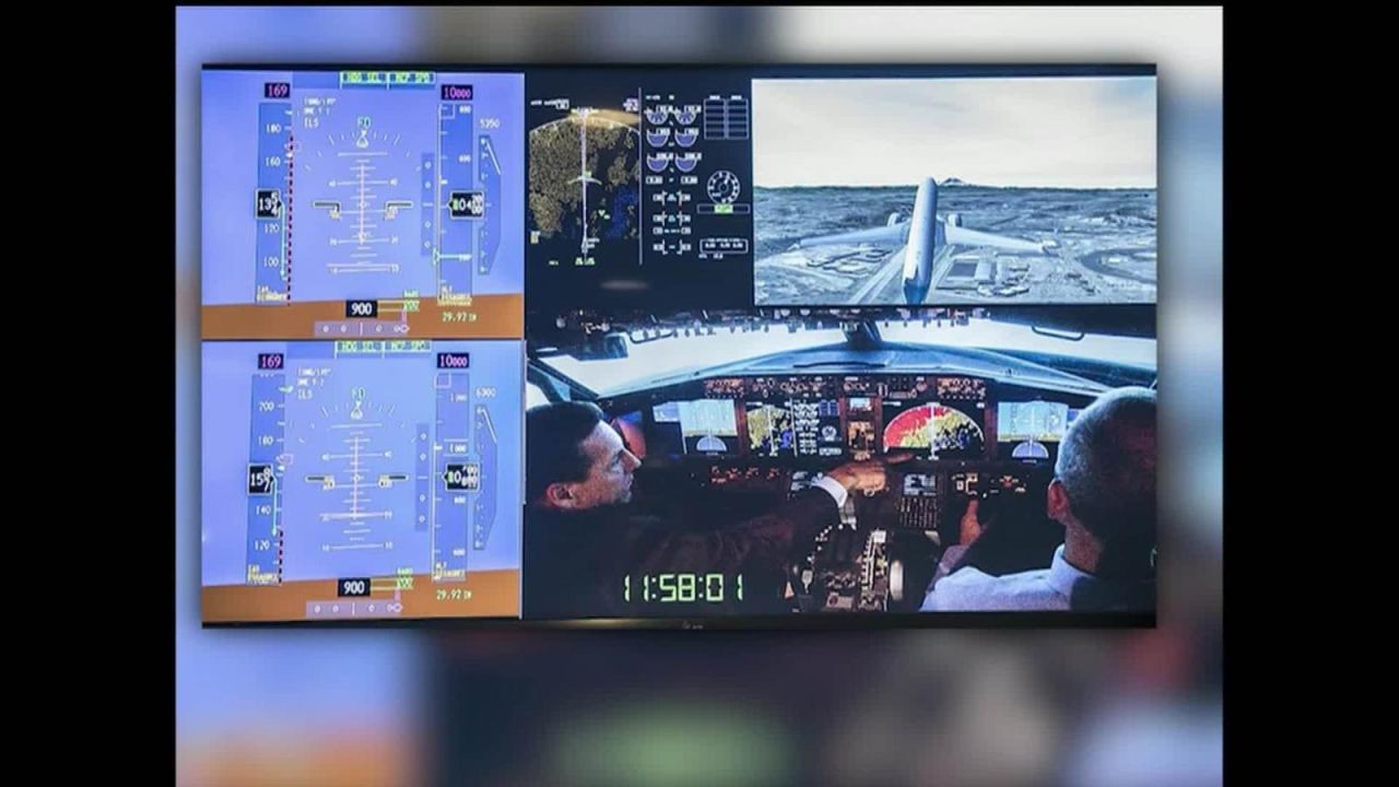 CNNE 630977 - boeing intenta recuperar la confianza de reguladores y viajeros