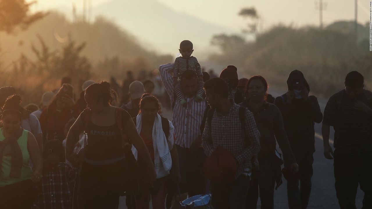 CNNE 631576 - "caravana madre", cerca de iniciar su camino a ee-uu-