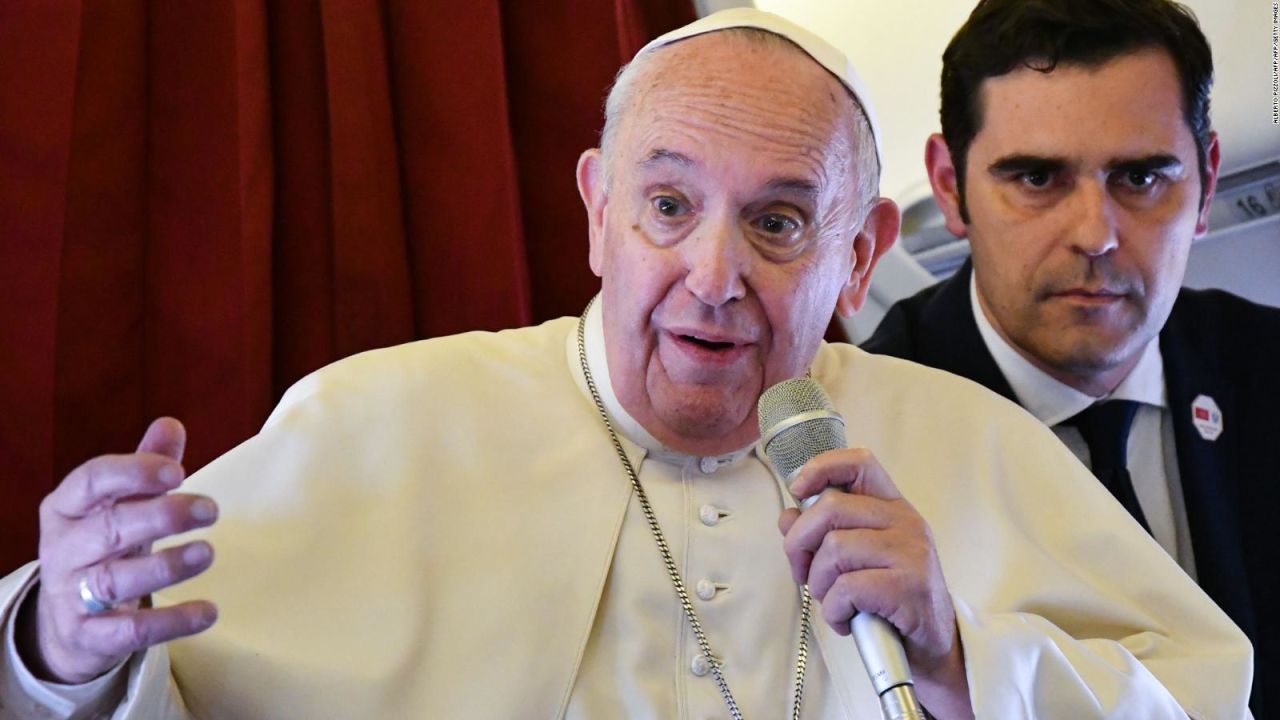 CNNE 632335 - el papa critica a gobiernos que construyen muros para mantener alejados a los migrantes