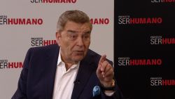 CNNE 632467 - don francisco explica cambios en la tv en temas sensibles