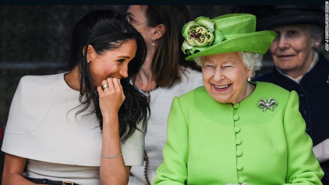 La reina Isabel II fue la primera en saber sobre el nacimiento del hijo de Meghan y Enrique.