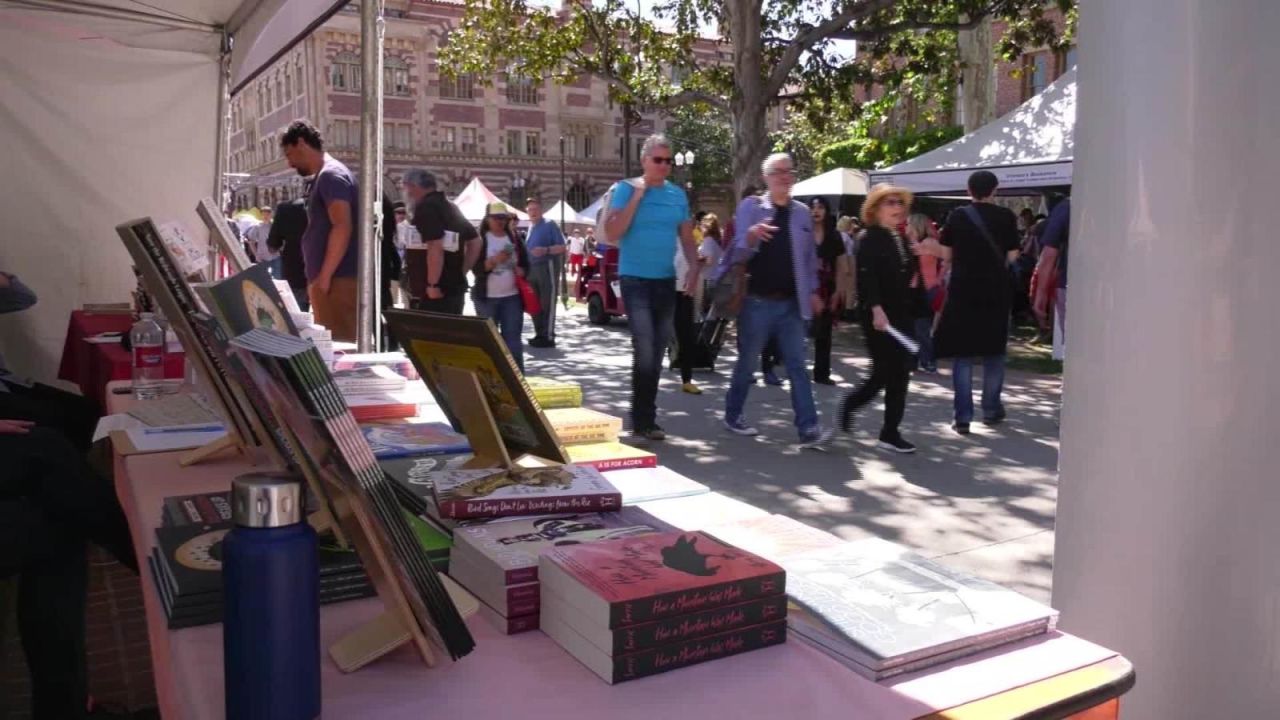 CNNE 637495 - hispanos participaron del festival del libro en los angeles