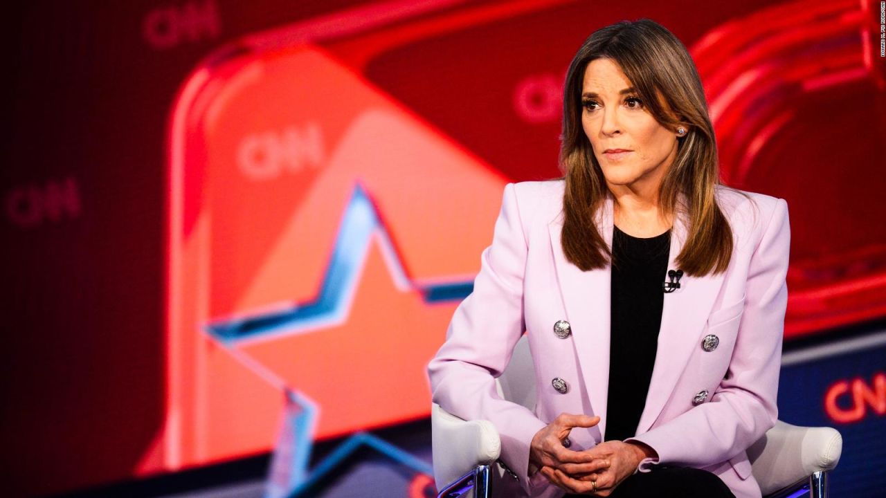 CNNE 637498 - ¿se deberia enjuiciar al presidente trump? marianne williamson, aspirante presidencial democrata, responde