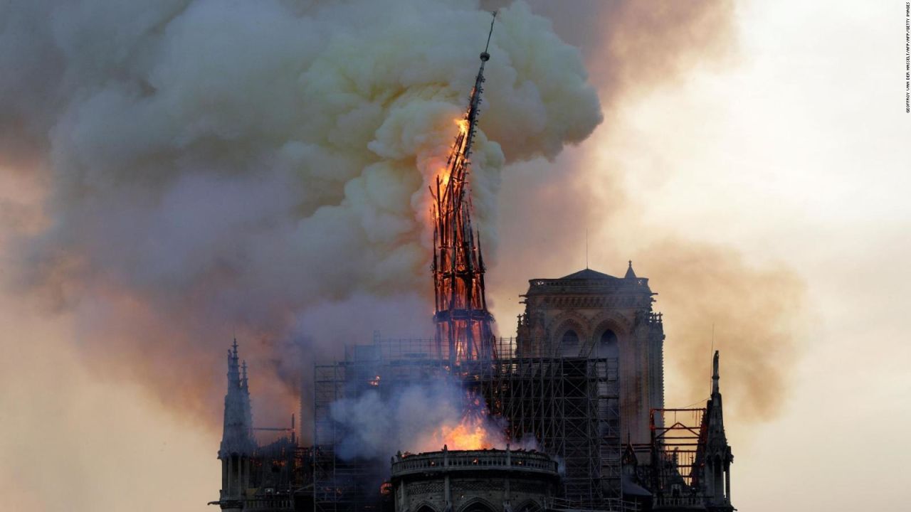 CNNE 638043 - lo que se salvo de la catedral de notre dame