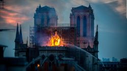 CNNE 640077 - compania que remodelaba notre dame estuvo involucrada en un incendio