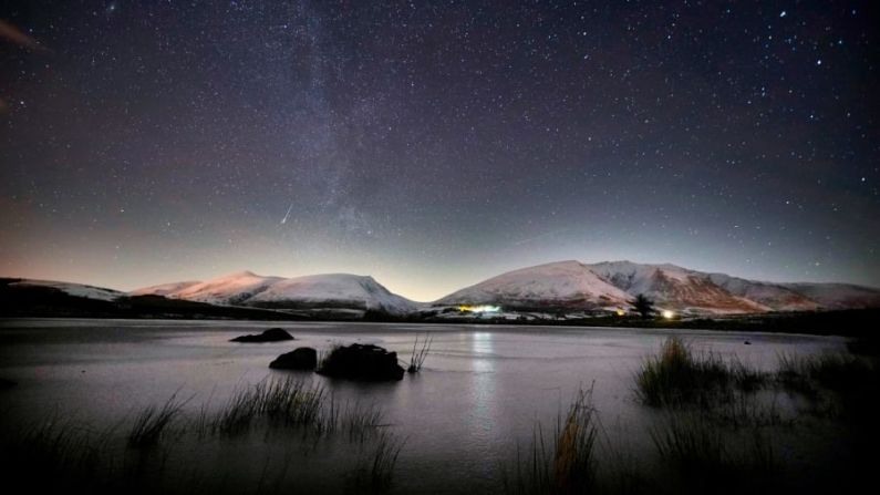 Lake District, Reino Unido — El Distrito de los Lagos, protegido por la UNESCO, es una inspiración para los artistas, los vagabundos y los que buscan la calma. (Owen Humphreys / PA Images / Getty Images).