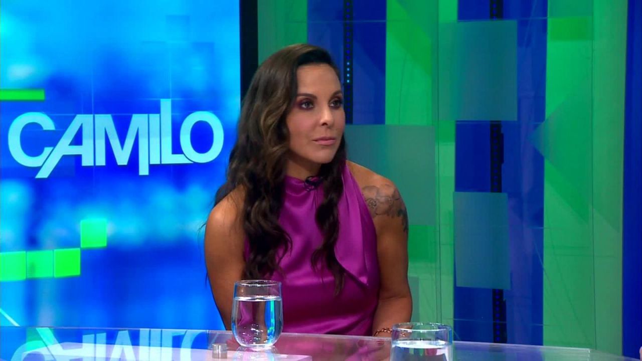 CNNE 641166 - kate del castillo- como mujer debes saber defenderte