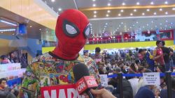 CNNE 642246 - asi fue el estreno de 'avengers- endgame' en bolivia