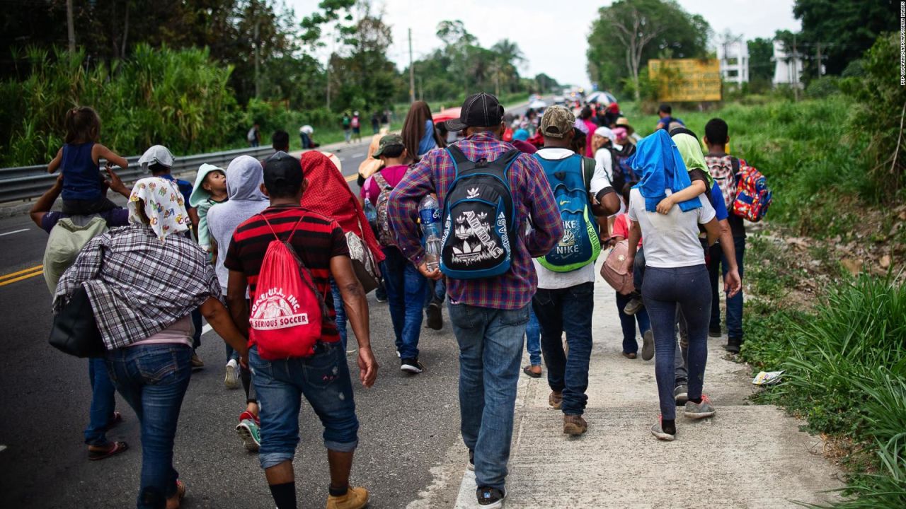 CNNE 642561 - cientos de migrantes abandonan albergue en chiapas