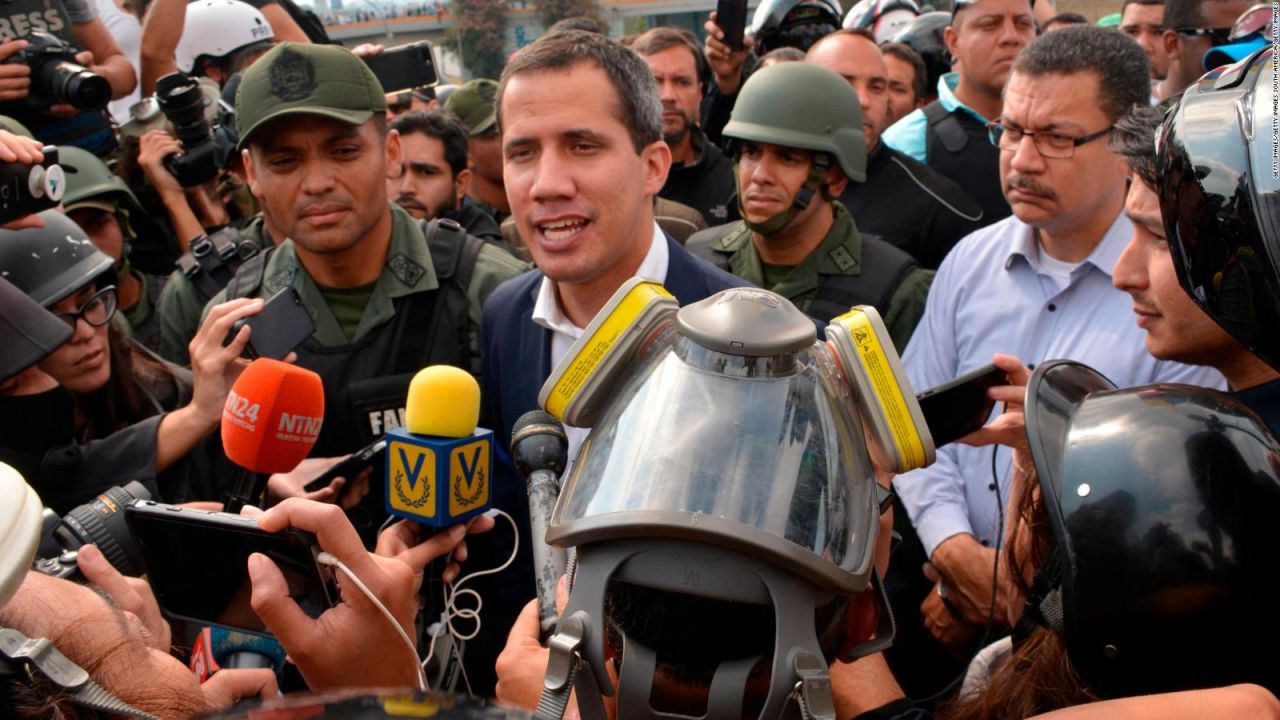 CNNE 644004 - ¿cuantos militares apoyan a guaido en venezuela?