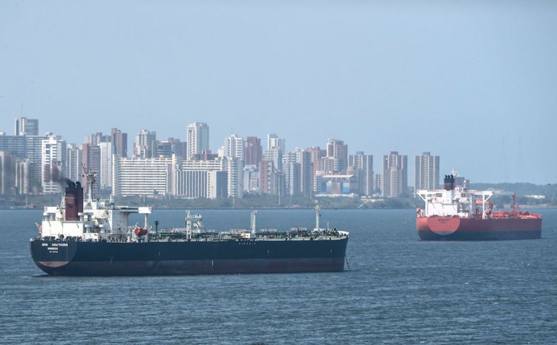 Buques petroleros venezolanos en Maracaibo.