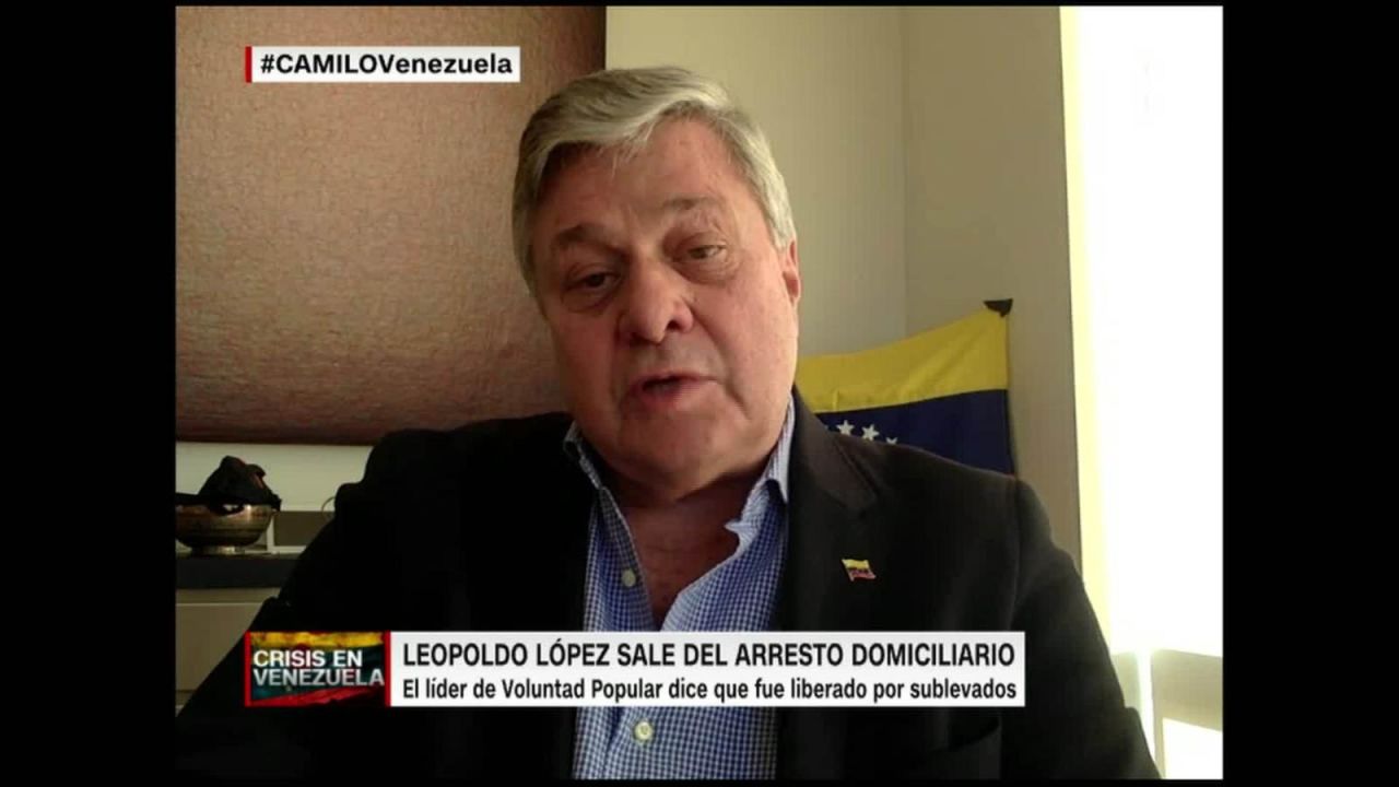 CNNE 644707 - lopez gil- "los guardias que lo vigilaban se cuadraron ante el"