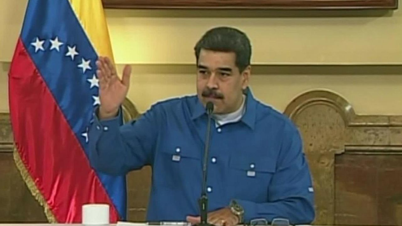 CNNE 645200 - ¿merece maduro una salida digna del poder?