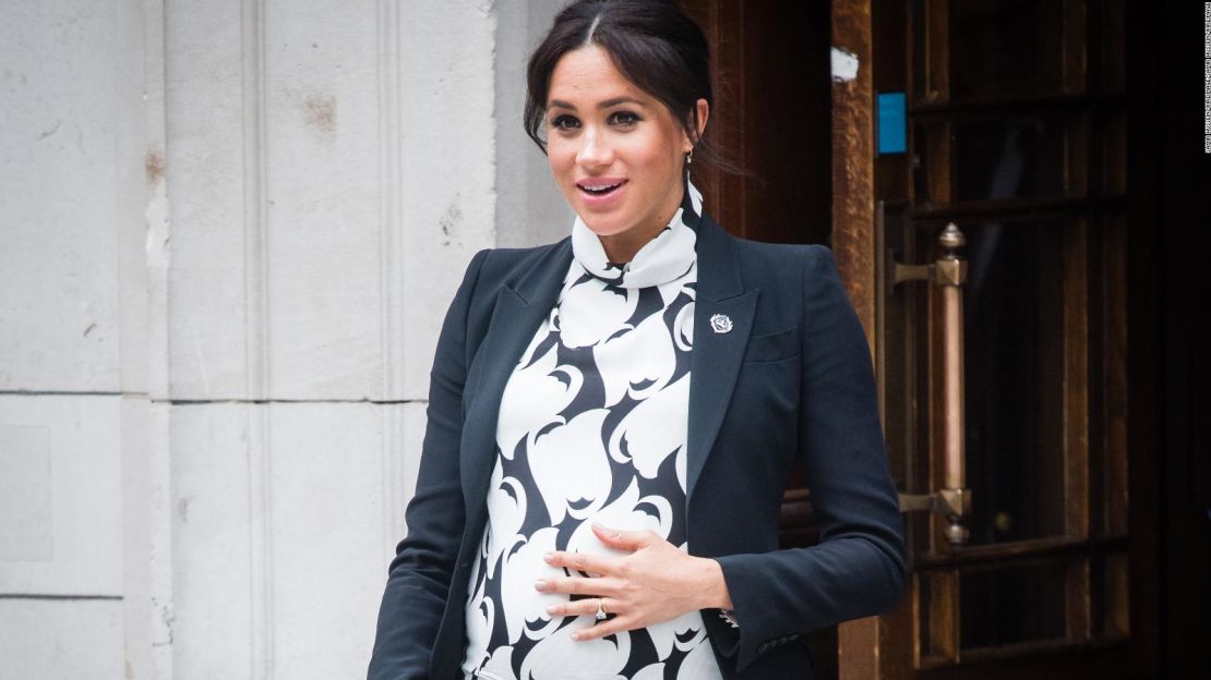 CNNE 645523 - por que no veremos una foto de meghan en lindo wing