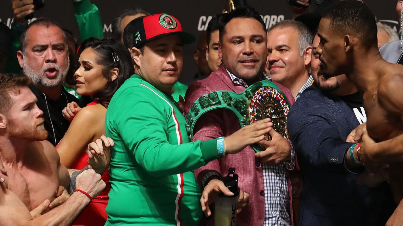 CNNE 645684 - de la hoya- canelo enfrentara a un rival complicado