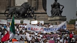 CNNE 646469 - lopez obrador felicita a quienes marcharon en su contra