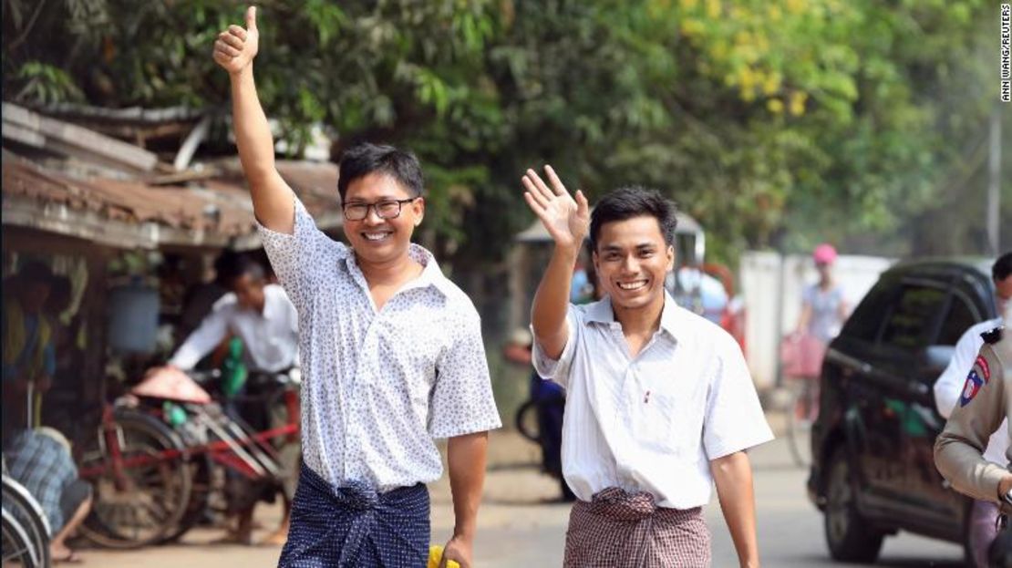 Los periodistas Kyaw Soe Oo y Wa Lone fueron liberados en Myanmar.