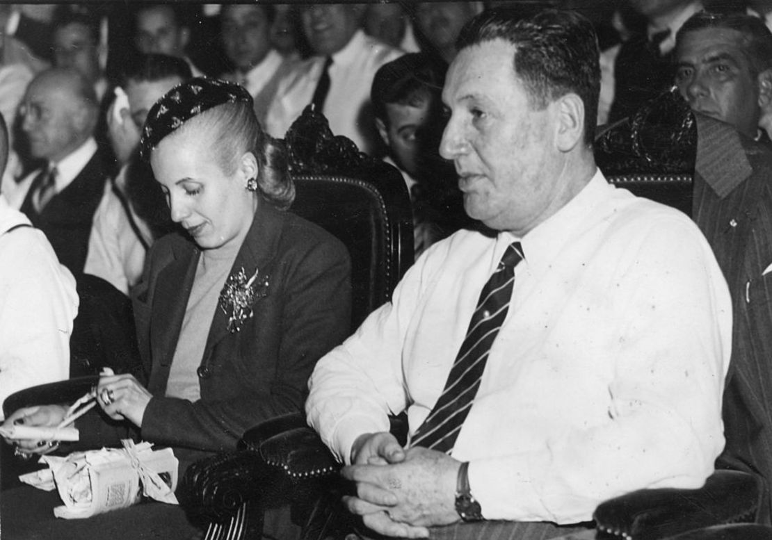 Eva y Juan Domingo Perón se casaron el 22 de octubre de 1945.