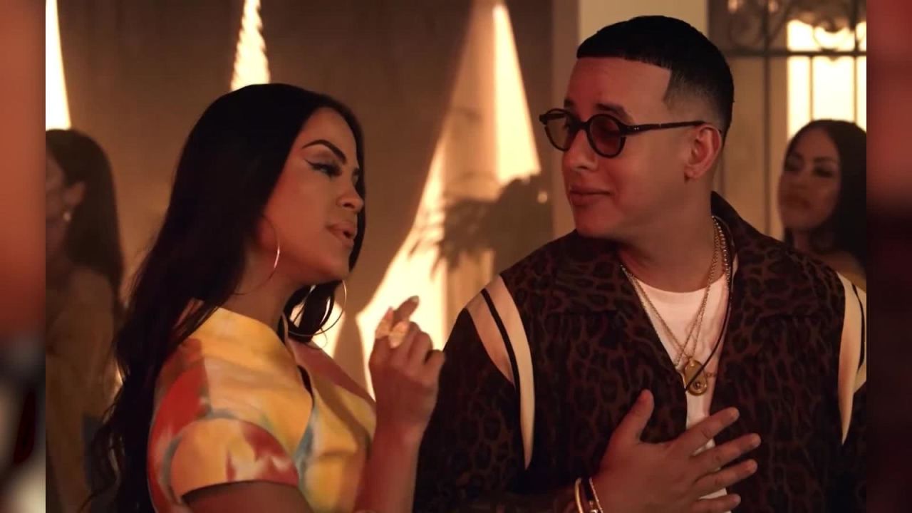 CNNE 646826 - daddy yankee lanza nueva version de "rica y apretadita"