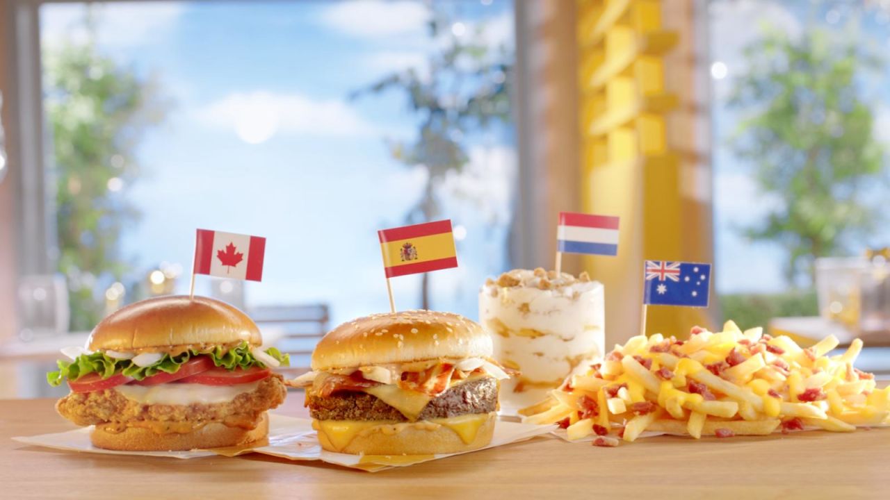 CNNE 647730 - mcdonald's acerca su menu internacional a los estadounidenses