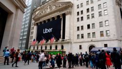 CNNE 648052 - uber se estrena en wall street